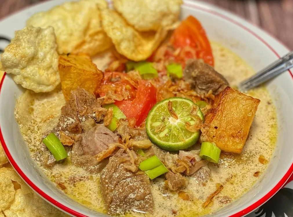 Soto Betawi Asli: Kuliner Autentik dari Jakarta yang Lezat